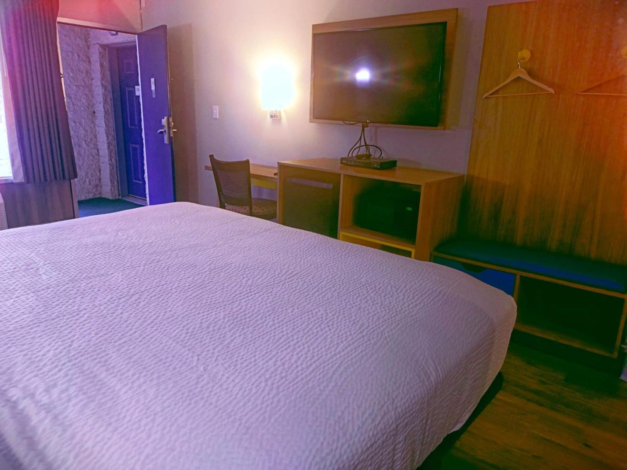 Days Inn By Wyndham Harrisonburg Esterno foto